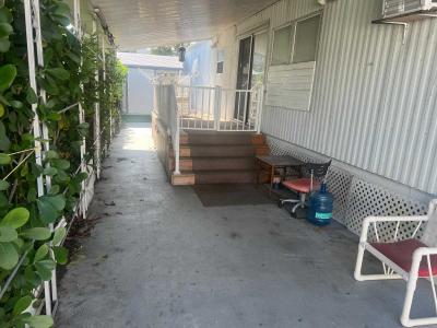 Mobile Home at 412 Oak St Hallandale Beach, FL 33009