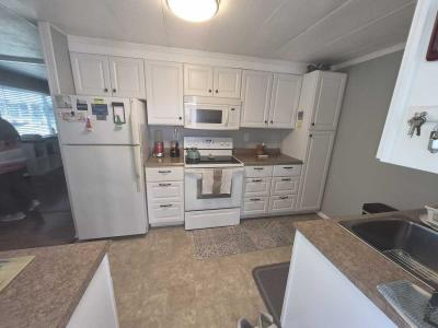 Photo 4 of 21 of home located at 2505 Eastbay Dr. Largo, FL 33771