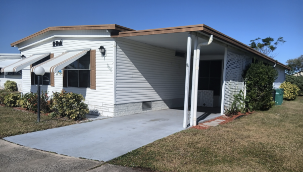 1975  Mobile Home For Sale