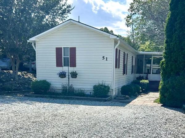Photo 1 of 2 of home located at 51 Petunia Drive Hendersonville, NC 28792