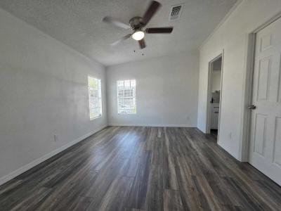 Photo 5 of 20 of home located at 1525 Sabal Oak Lane Orlando, FL 32828