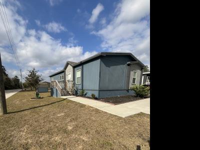 Mobile Home at 10403 W Xavier Ct Conroe, TX 77303