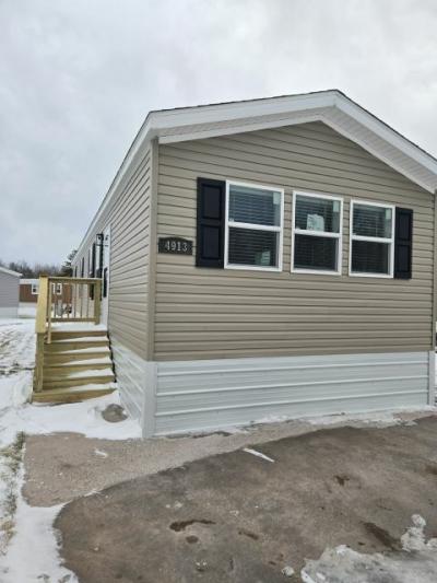 Mobile Home at 4913 Michigan Drive Superior, WI 54880