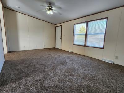 Photo 3 of 14 of home located at 11282 Trailing Oak Miamisburg, OH 45342