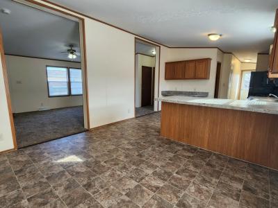 Photo 5 of 14 of home located at 11282 Trailing Oak Miamisburg, OH 45342