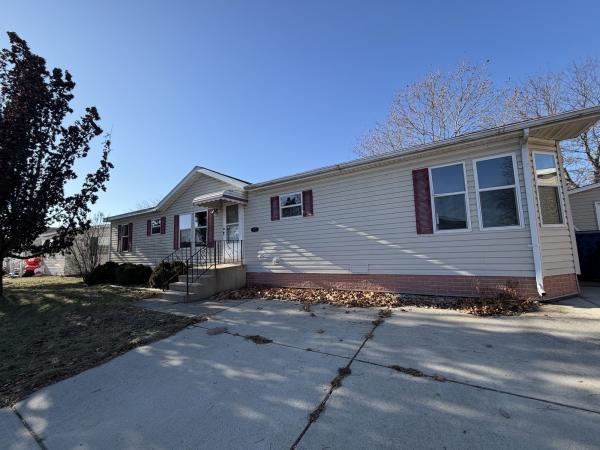 1998 Holly Park Mobile Home For Sale