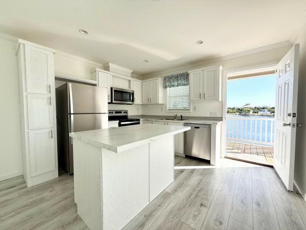 2025 Champion Trinity RH1371C Mobile Home