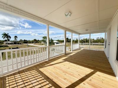 Photo 4 of 14 of home located at 60 Iroquois No. Fort Myers Beach, FL 33931