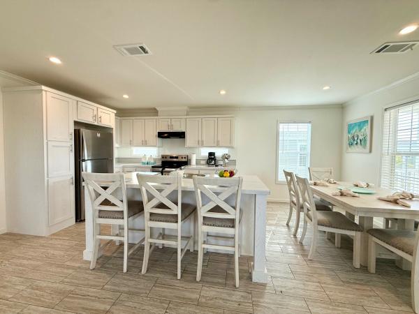 2025 Champion HOMCSHC4442A Mobile Home