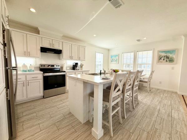 2025 Champion HOMCSHC4442A Mobile Home