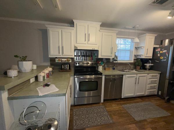 2017 OAK CREEK HOMES YES! HOME Mobile Home