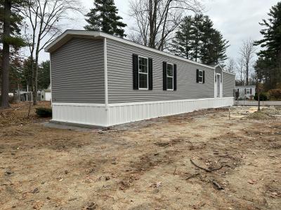 Photo 2 of 15 of home located at 4 Overlook Trail Concord, NH 03301