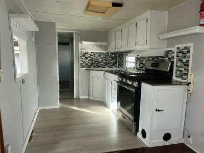 Photo 5 of 13 of home located at 38706 Daughtery D16 Zephyrhills, FL 33540