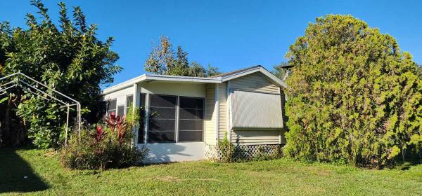 Photo 1 of 2 of home located at 5150 Boggy Creek Rd Saint Cloud, FL 34771