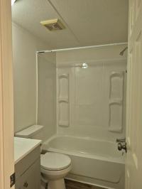 1999 Oakwood Manufactured Home