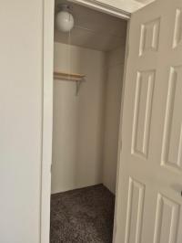 1999 Oakwood Manufactured Home