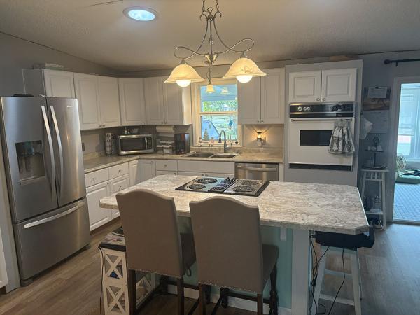 1987  Mobile Home For Sale