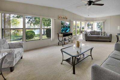 Photo 2 of 8 of home located at 132 Cypress Circle Lake Helen, FL 32744