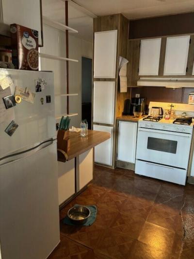 Photo 4 of 12 of home located at 601N Kirby St Hemet, CA 92545