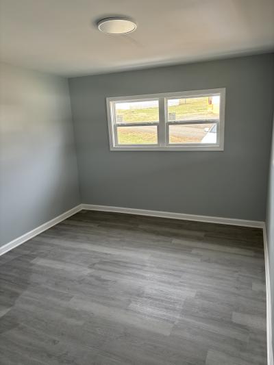 Mobile Home at 2007 Dana Lane Conover, NC 28613