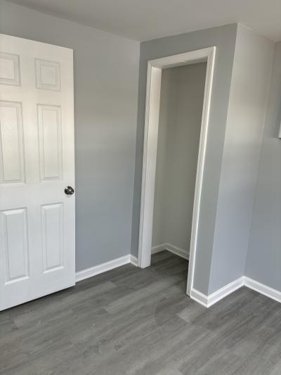 Photo 4 of 8 of home located at 2007 Dana Lane Conover, NC 28613