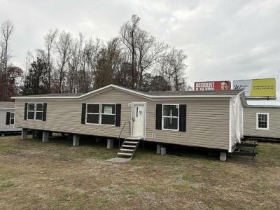 Mobile Home at R & R Homes Inc. 255 Us Highway 280 Alexander City, AL 35010