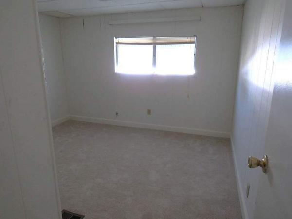 1975 OakP Manufactured Home