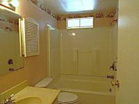 1975 OakP Manufactured Home