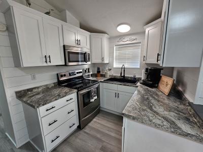 Photo 2 of 15 of home located at 7125 Fruitville Rd 1417 Sarasota, FL 34240
