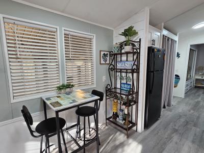 Photo 4 of 15 of home located at 7125 Fruitville Rd 1417 Sarasota, FL 34240