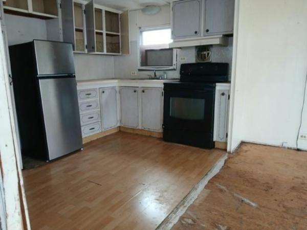 Photo 1 of 2 of home located at 30 Forest Lane Largo, FL 33773