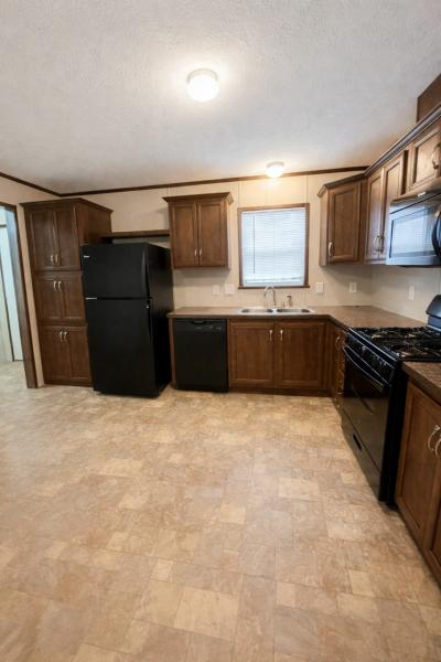 Mobile Home at 13318 S. Dixie Hwy. # 11 Holly, MI 48442