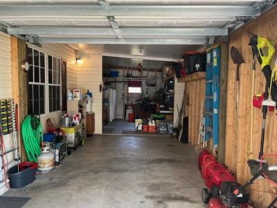 Photo 3 of 13 of home located at 142 Winterdale Dr. N Lake Alfred, FL 33850