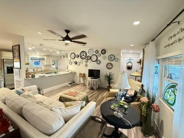 1986 Palm Harbor HS Manufactured Home