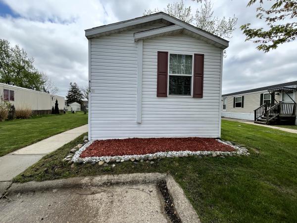 2013 Clayton 81SUN16663 Mobile Home