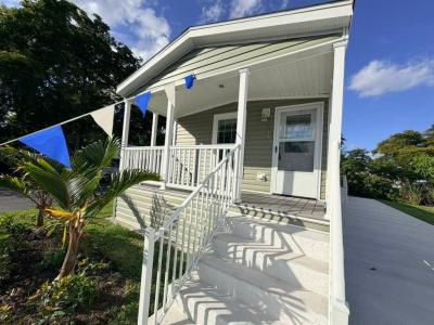 Photo 4 of 20 of home located at 5391 S.w. 35th Court Davie, FL 33314