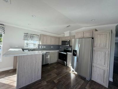 Photo 3 of 20 of home located at 5391 S.w. 35th Court Davie, FL 33314