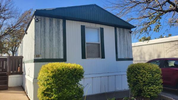 1998 HBOS MANUFACTURING Mobile Home For Sale