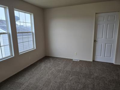 Photo 5 of 7 of home located at 6954 Chippewa Dr Romulus, MI 48174