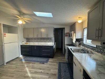 Photo 5 of 8 of home located at 28753 Beechwood Flat Rock, MI 48134