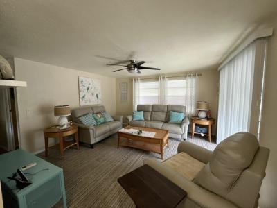 Photo 3 of 20 of home located at 111 Poinsettia Drive Leesburg, FL 34788