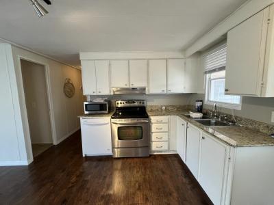 Photo 5 of 20 of home located at 134 Forest Drive Leesburg, FL 34788