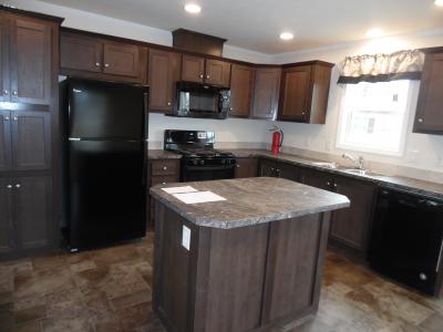 Photo 2 of 8 of home located at 4105 Deerun Ln Muskegon, MI 49442