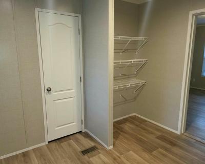 Photo 4 of 33 of home located at 5400 Collins Road, #120 Jacksonville, FL 32244