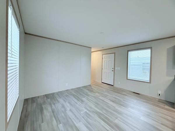 2025 Clayton-Wakarusa Mobile Home