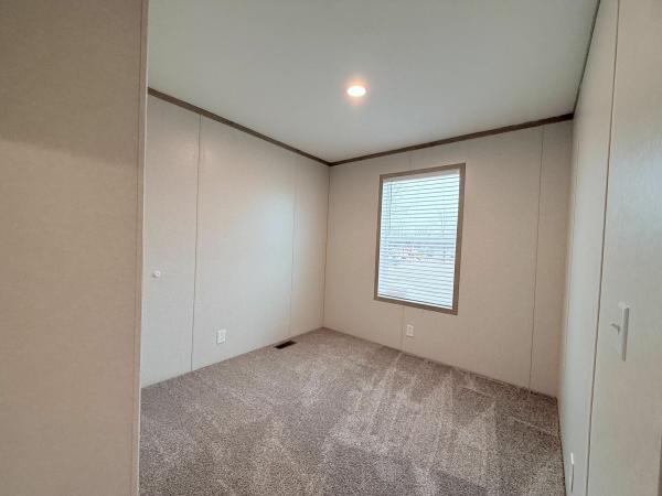 2025 Clayton-Wakarusa Mobile Home