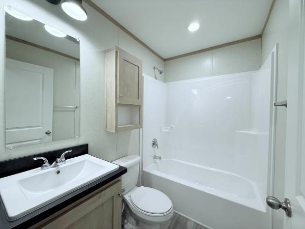 2025 Clayton-Wakarusa Mobile Home