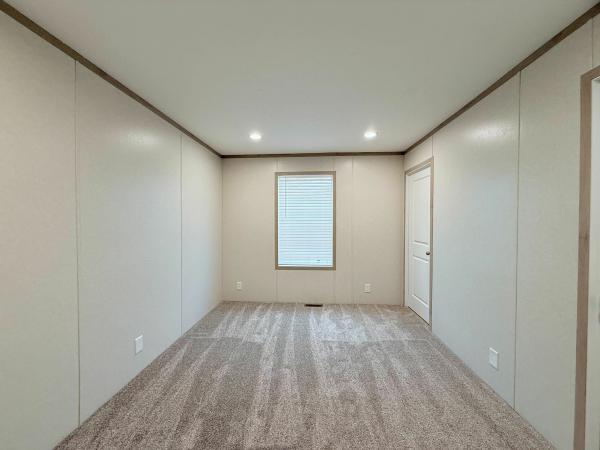 2025 Clayton-Wakarusa Mobile Home