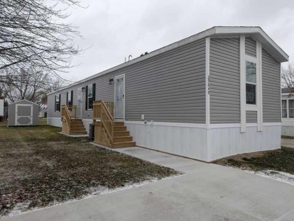 2025 Champion - Topeka Mobile Home