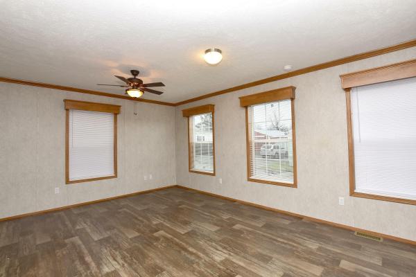 EAGLE RIVER LC-44S373  Home